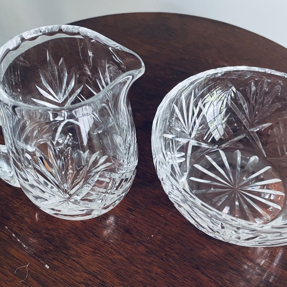 Vintage Elegant Crystal Creamer and Sugar Set, Fine Cut Crystal - Picture 4 of 5